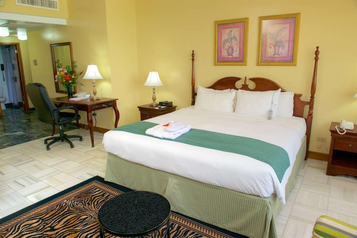 Fort George Hotel And Spa Belize City Extérieur photo
