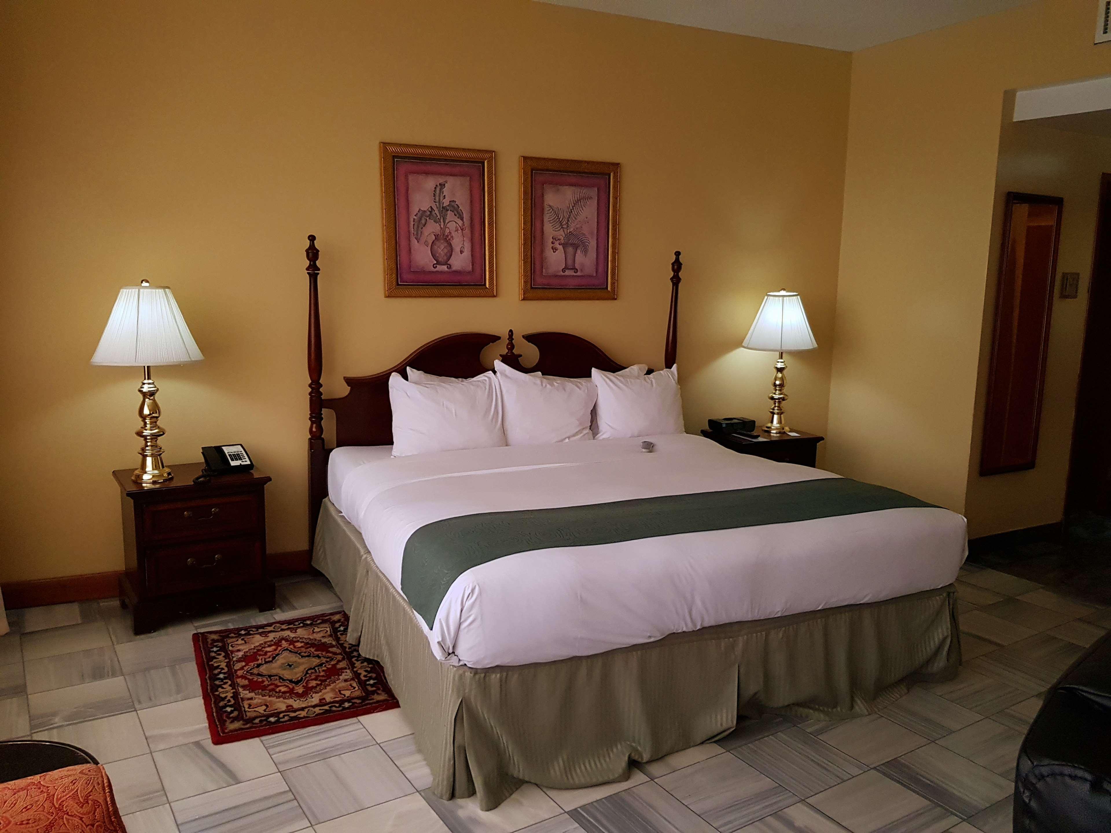Fort George Hotel And Spa Belize City Extérieur photo